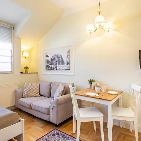 Chic Retreat - Modern Comfort 公寓 布达佩斯